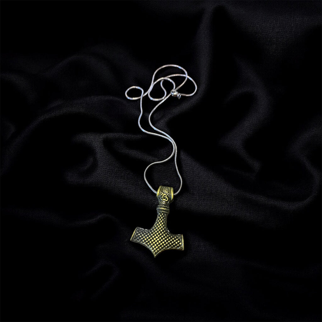 Bronze Mjölnir