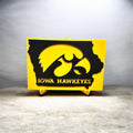 Hawkeye print with stand